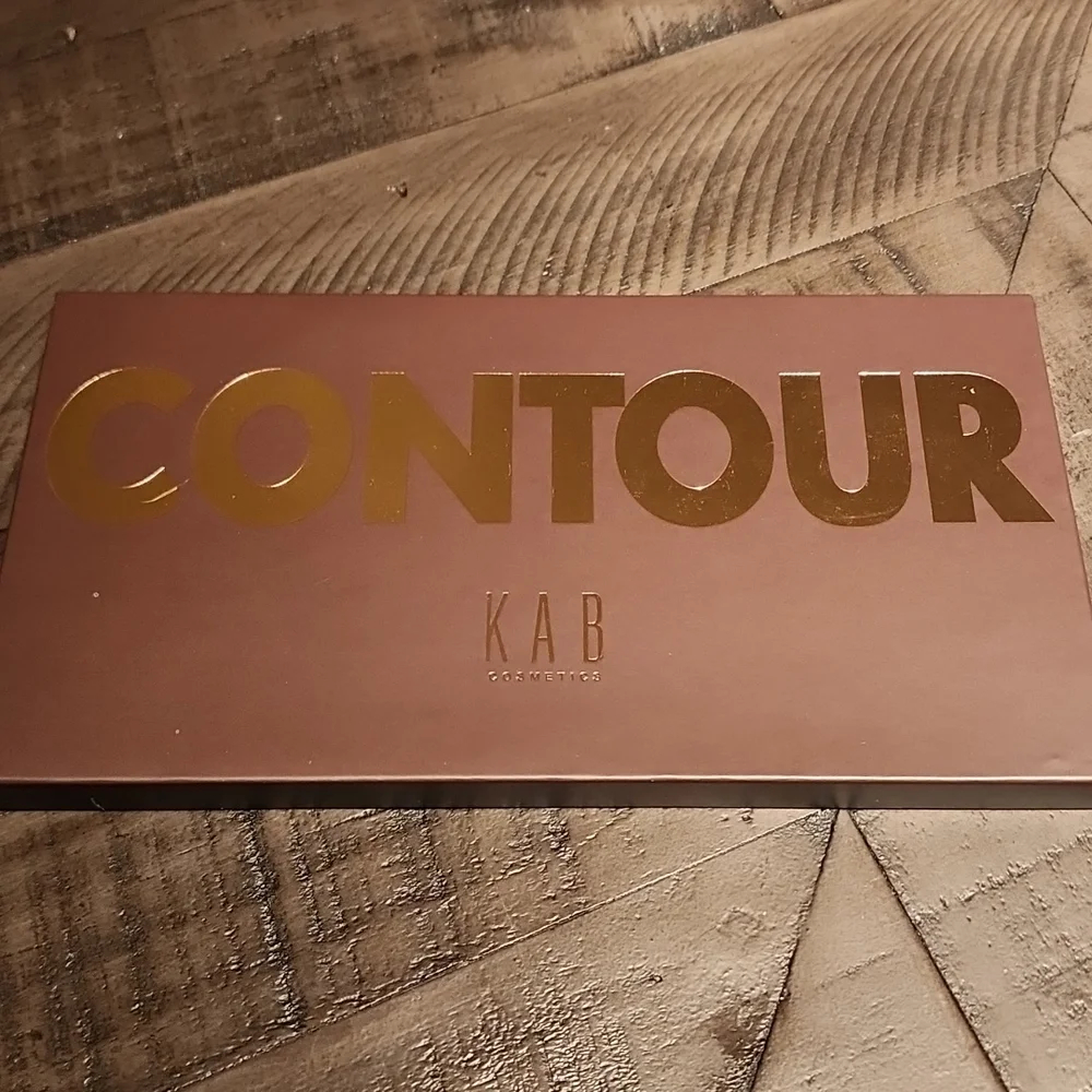 🆕️KAB Cosmetics Contour Palette Vol 2